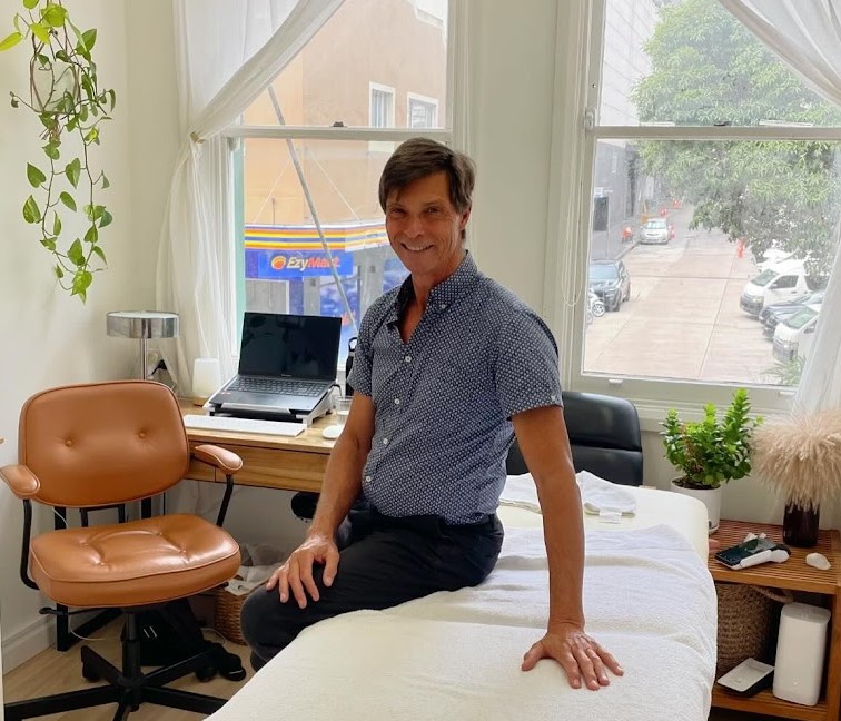 Dr. Anton Gillezeau