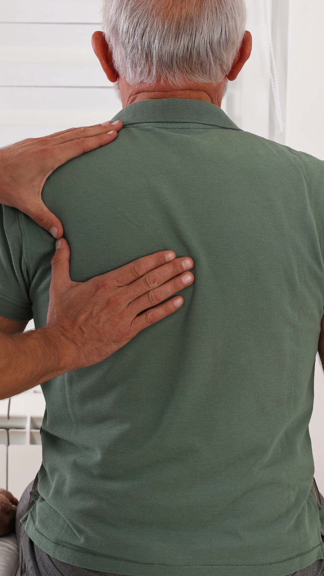 Kinesiology muscle testing session in Bondi Junction